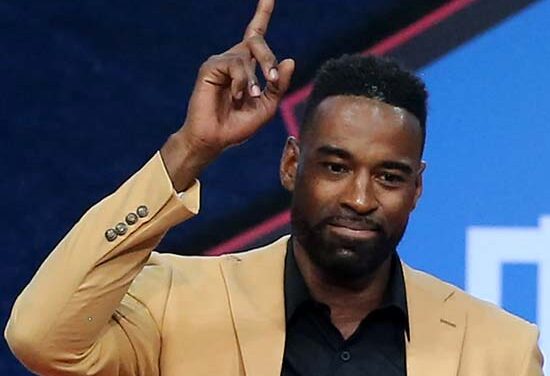 Calvin Johnson Inducted Into 2021 Pro Football Hall of Fame